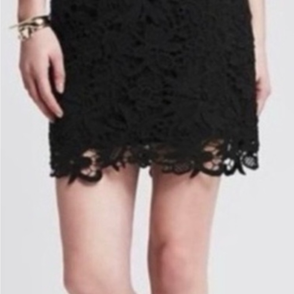 Banana Republic black crochet lace mini skirt